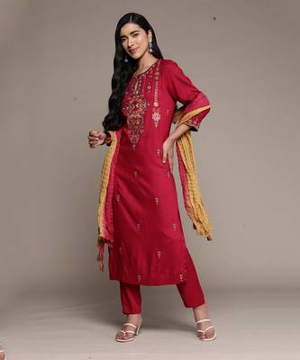Magenta Pink Embroidered Kurta With Pant And Dupatta 1