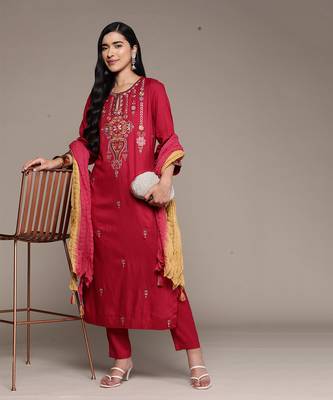 Magenta Pink Embroidered Kurta With Pant And Dupatta 2