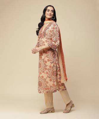 AARKE Beige Printed Kurta Set 2