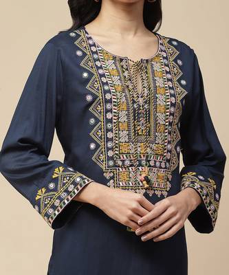 AARKE Navy Blue Embroidered Kurta Set 5