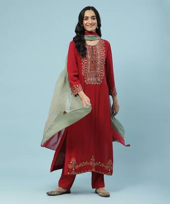 AARKE Red Embroidered Kurta Set 1