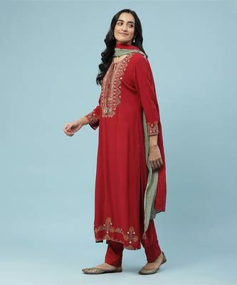 AARKE Red Embroidered Kurta Set 2