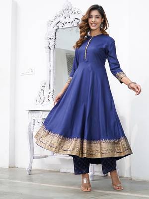 Women Blue Rayon Kurta with Trousers And Dupatta Set 3