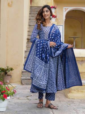 Women Blue Pure Cotton Kurta with Trousers And Dupatta Set 1