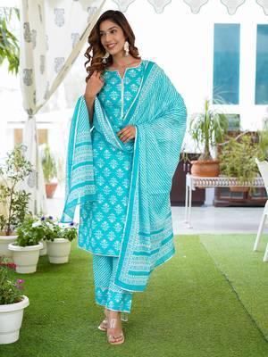 Women Turquoise Cotton Kurta with Trousers And Dupatta Set 5