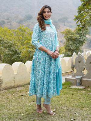 Women Blue Cotton Kurta with Trousers And Dupatta Set 5