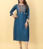 Blue Rayon Embroidered Thread Work Straight Kurti