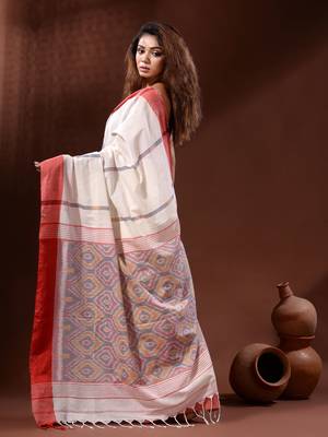 White Cotton Handspun Handwoven Saree With Sambolpuri Pallu 4