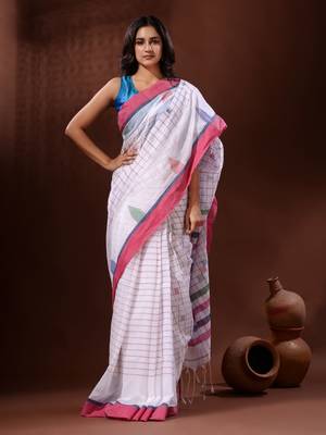 White Cotton Handspun Handwoven Saree With Checkered Design 1