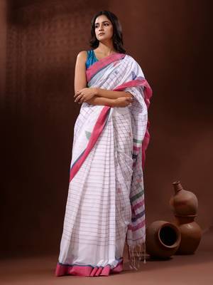 White Cotton Handspun Handwoven Saree With Checkered Design 2