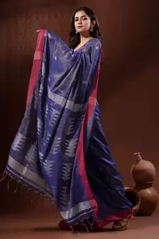 Blue Tissue Handwoven Saree With Texture Pallu
