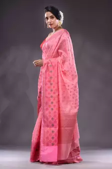 Pink Handwoven Banarasi Silk Saree With Zari Woven Small Floral Motifs