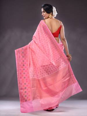 Pink Handwoven Banarasi Silk Saree With Zari Woven Small Floral Motifs 4