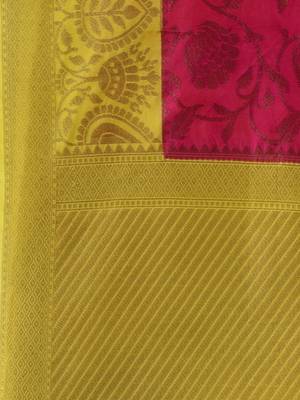 Magenta Dupion Silk Handwoven Saree With Zari Woven Lotus And Texture Patterns 5