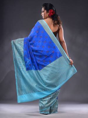 Blue Dupion Silk Handwoven Saree With Zari Woven Texture And Floral Patterns 4