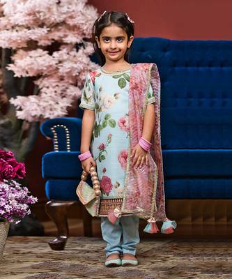 Blue Floral Print Kurti and Pant 1