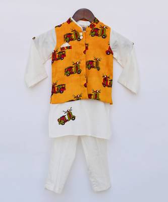 Off white Kurta and Pant with Scooter Print Jacket 4