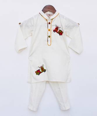 Off white Kurta and Pant with Scooter Motif 4