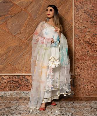 Holi White Kurta Set 5
