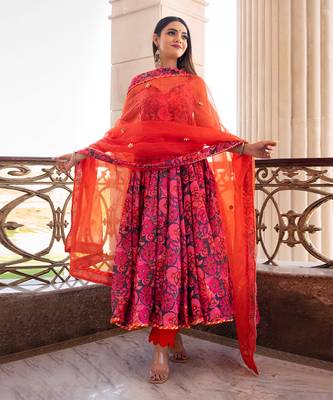 Tara Orange Printed Anarkali Set 4