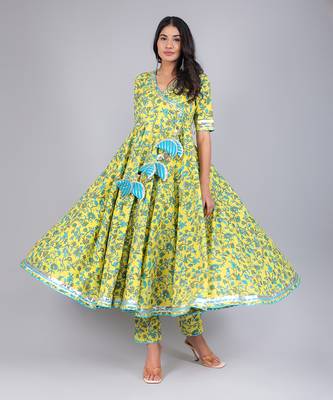Yellow Paisely Angrakha Set 4