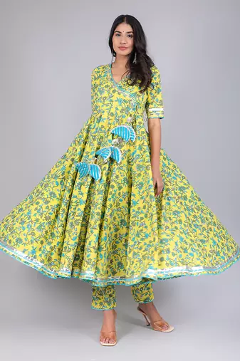 Yellow Paisely Angrakha Set