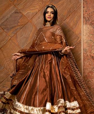 Bani Thani Brown Lehenga Set 4
