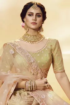 GOLDEN PEARL AND AARI EMBROIDERED NET FESTIVE & PARTY WEAR SEMI STITCHED BRIDAL LEHENGA