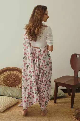 Soft Pink Berry Striped Dhoti Saree & Top Set Without Blouse