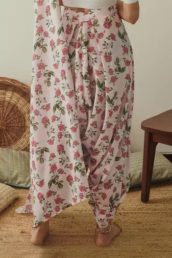 Soft Pink Berry Striped Dhoti Saree & Top Set Without Blouse