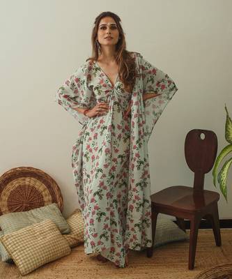 Sage Green Kaftan Saree Without Blouse 6