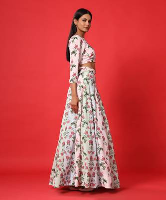 Kaira Kali Lehenga 6