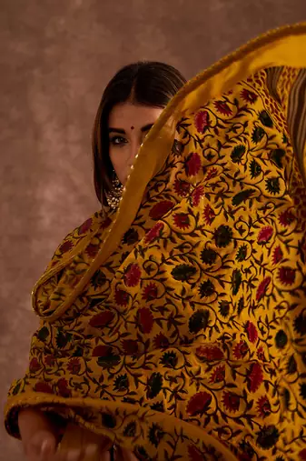Mustard Handblocked Suit