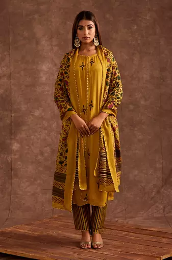 Mustard Handblocked Suit