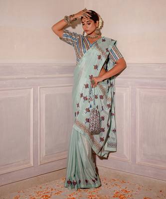 Pastel Blue Hand Blocked Saree Set 4