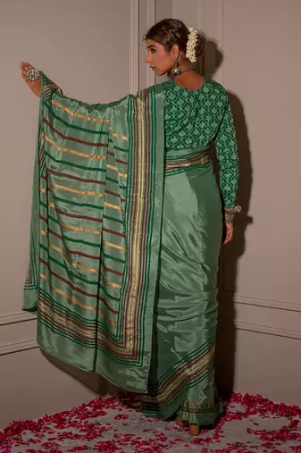 Pistachhio Green Hand Blocked Saree Set