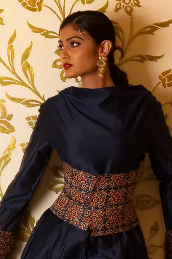 Cowl Neck Anarkali Long Dress With Corset Belt