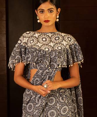 Blue Printed Skirt Saree Set 5