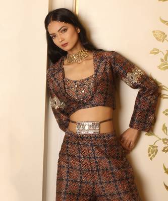 Ajrakh Print Tie-At-Waist Pant Coat Set 6