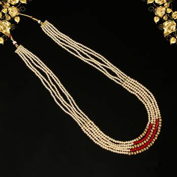 Red necklaces 1