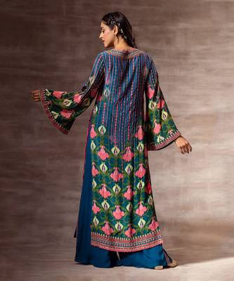 Lotus Long length Kurta with flared sleeves 2