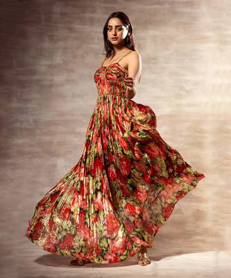 Rose Hand Micro-pleated Metal strap dress 2