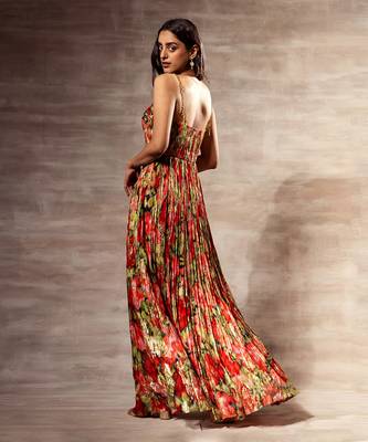 Rose Hand Micro-pleated Metal strap dress 3