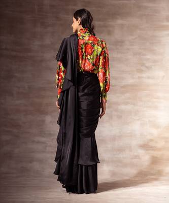 Ribbon bow shirt with golden drop shaped sequins 3