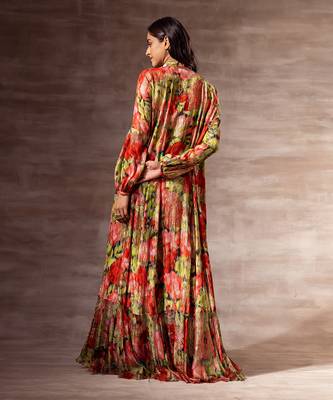 Red Rose Shrug with Ruffles and puffed sleeves 3