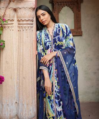 Embroided Velvet Kaftan 4