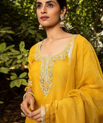 Hand Embroidered Short Kurta In Tissue Paired With A Tier Sharara And A Tissue Dupatta 3