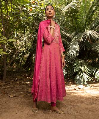 Tissue Chanderi Hand Embroidered Anarkali Paired With A Crushed Silk Dupatta And Churidaar 2