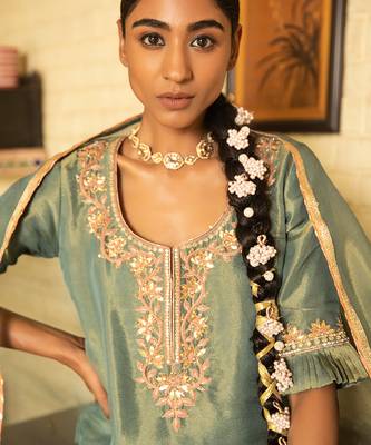 Hand Embroidered Short Kurta In Tissue Paired With A Tier Sharara And A Tissue Dupatta 3
