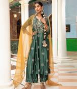 Zardozi Work Kurta Paired With  Embroidered Pants And Organza Dupatta With Pearl Detailings